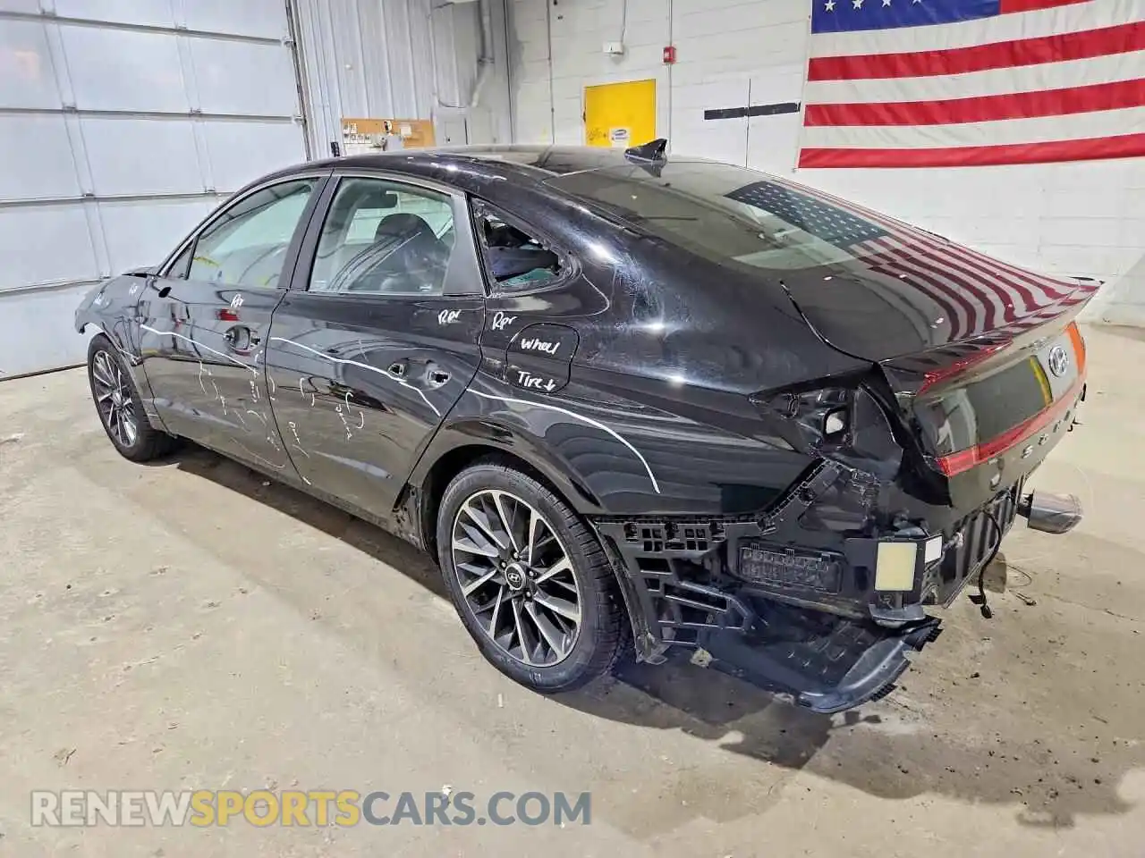 2 Photograph of a damaged car 5NPEH4J26MH116656 HYUNDAI SONATA 2021
