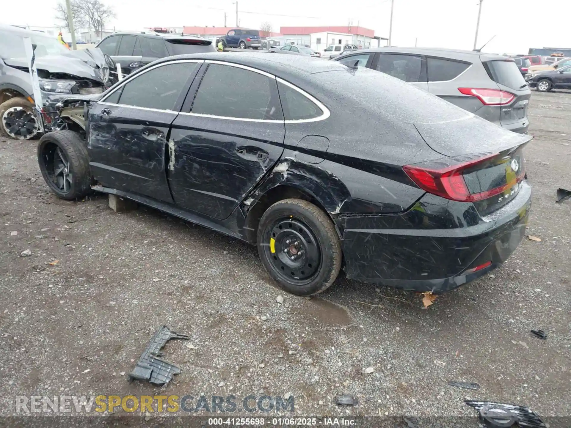 3 Photograph of a damaged car 5NPEJ4J20MH112672 HYUNDAI SONATA 2021