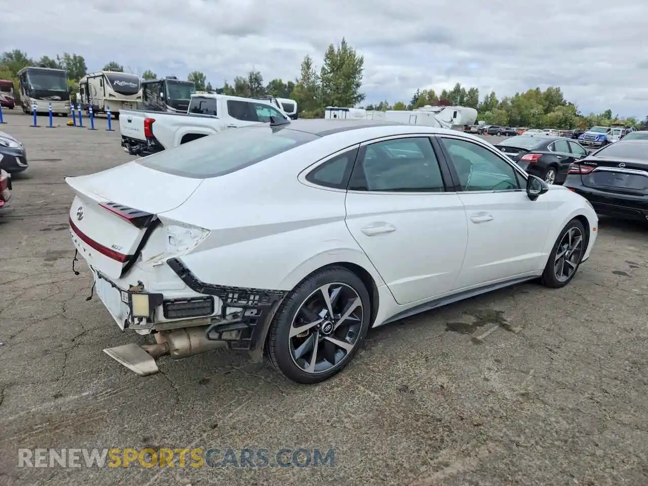 3 Photograph of a damaged car 5NPEJ4J21MH077026 HYUNDAI SONATA 2021