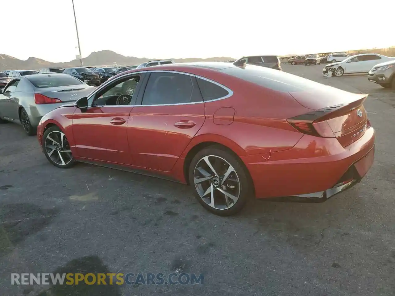 2 Photograph of a damaged car 5NPEJ4J22MH103617 HYUNDAI SONATA 2021