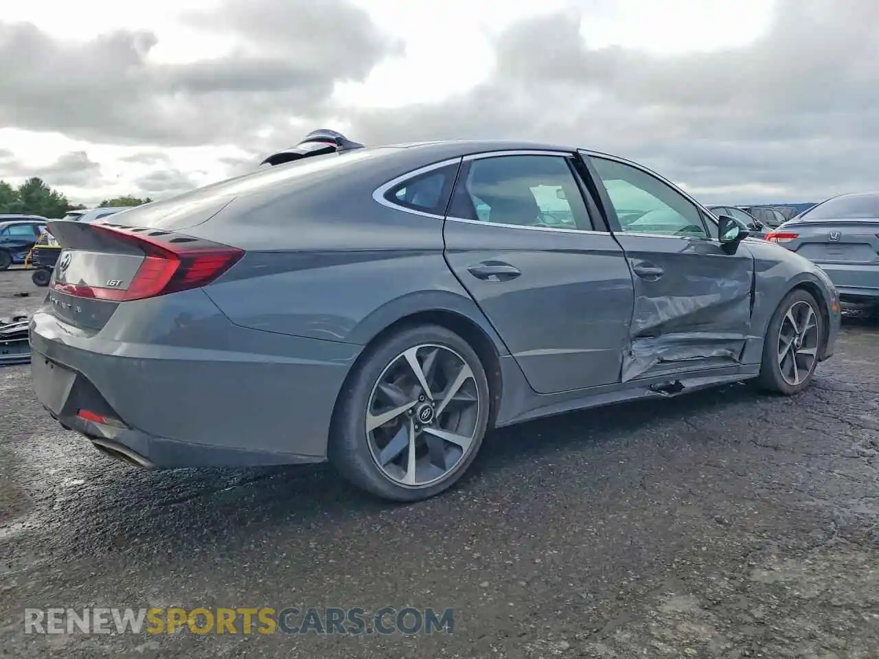 3 Photograph of a damaged car 5NPEJ4J24MH107961 HYUNDAI SONATA 2021