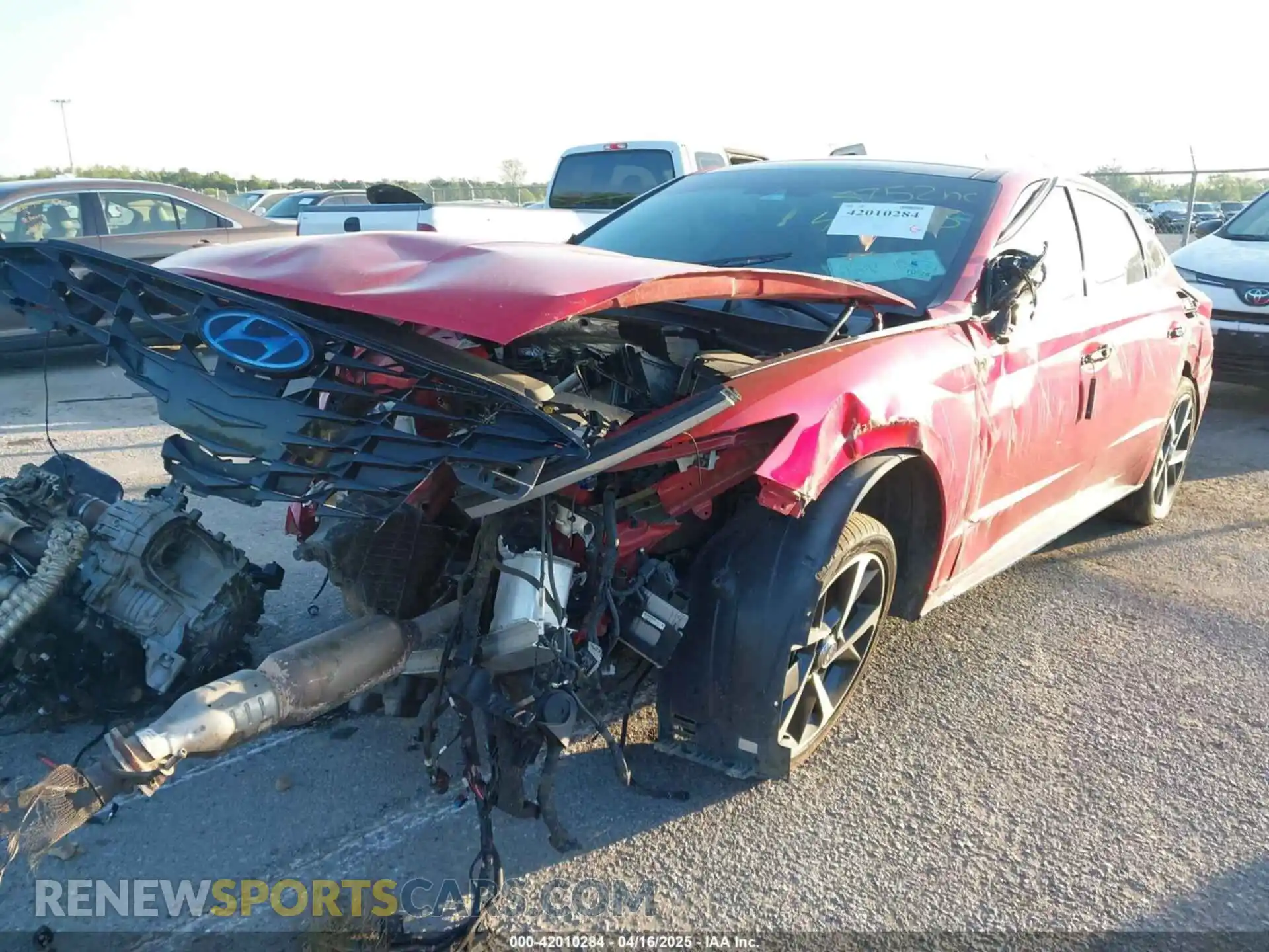 2 Photograph of a damaged car 5NPEJ4J25MH066904 HYUNDAI SONATA 2021
