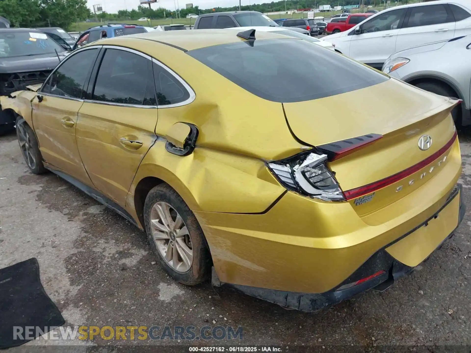 3 Фотография поврежденного автомобиля 5NPEJ4J27MH068847 HYUNDAI SONATA 2021