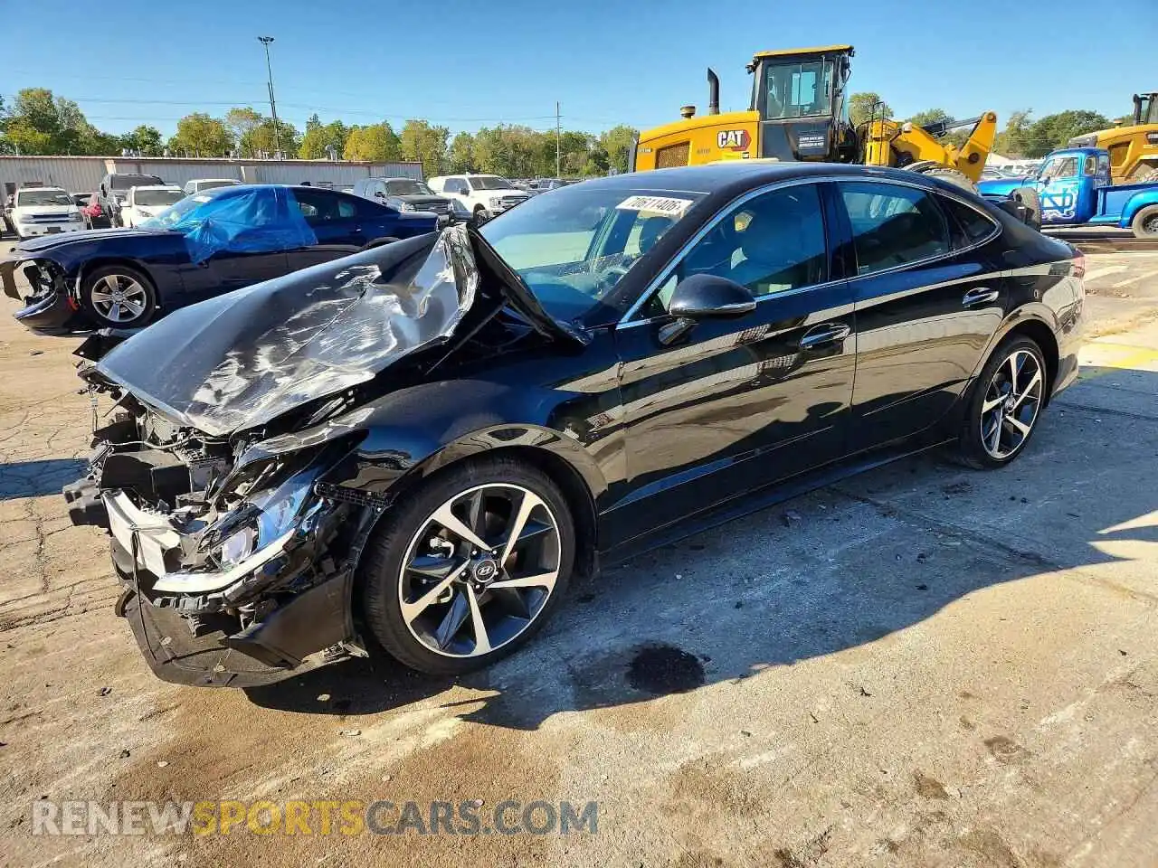 1 Photograph of a damaged car 5NPEJ4J27MH101118 HYUNDAI SONATA 2021