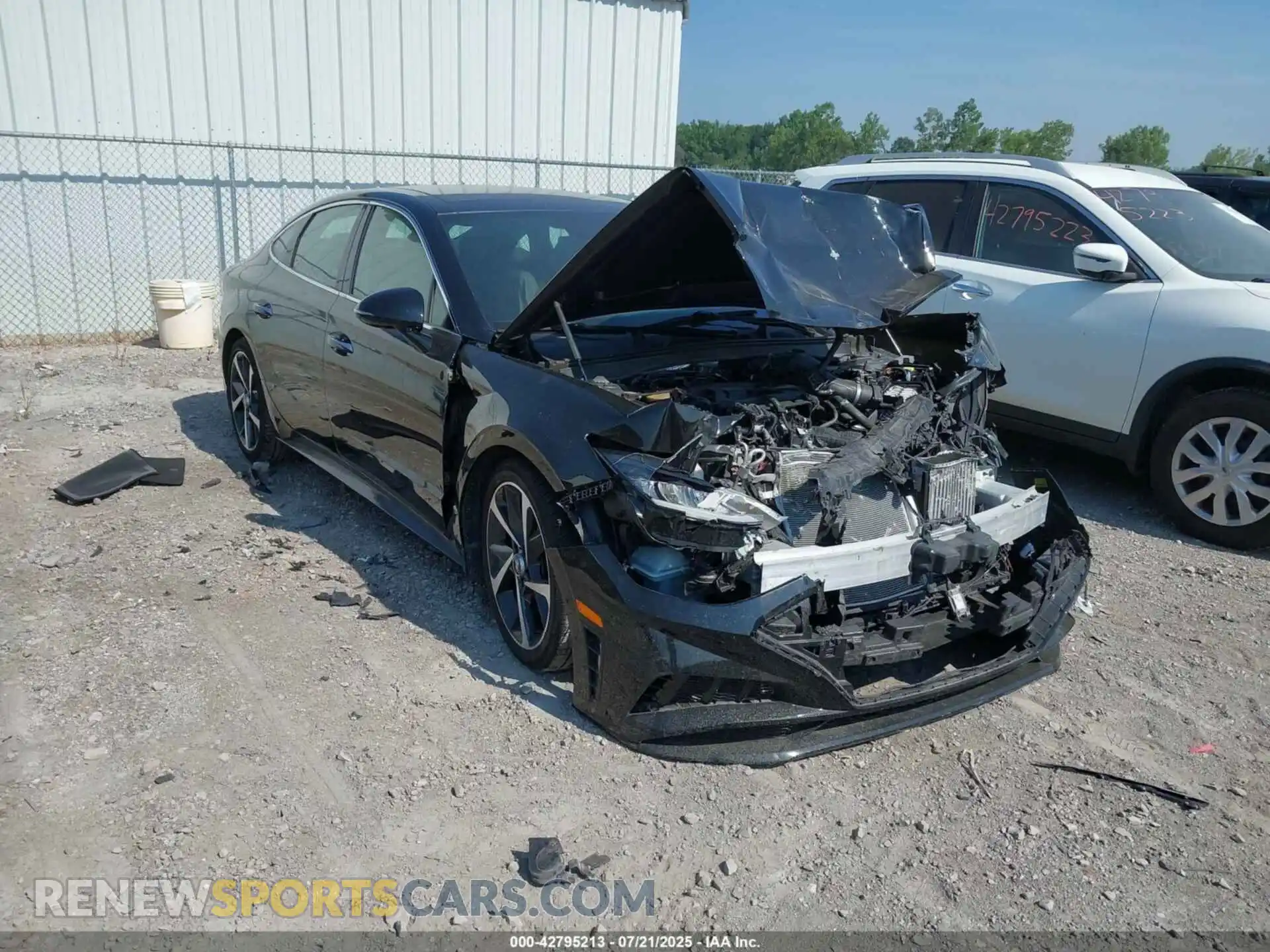 1 Photograph of a damaged car 5NPEJ4J27MH131929 HYUNDAI SONATA 2021