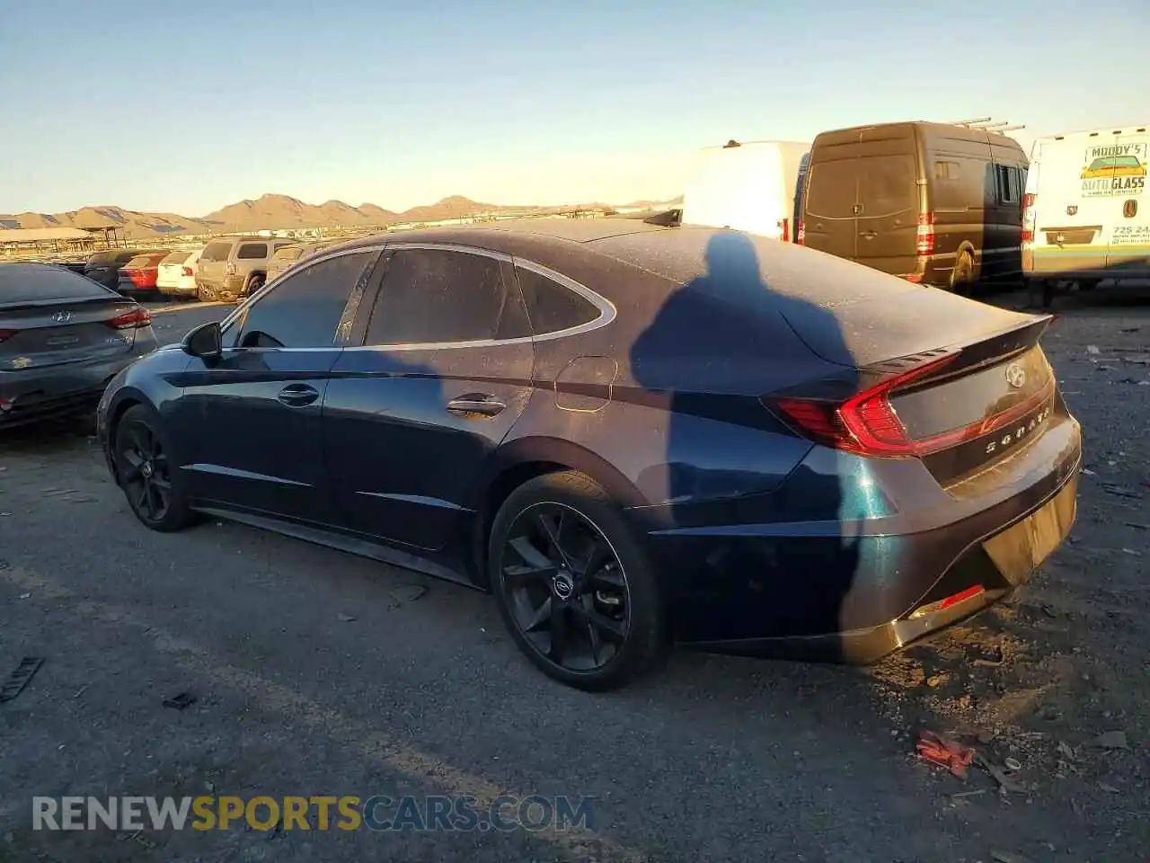 2 Photograph of a damaged car 5NPEJ4J2XMH064923 HYUNDAI SONATA 2021
