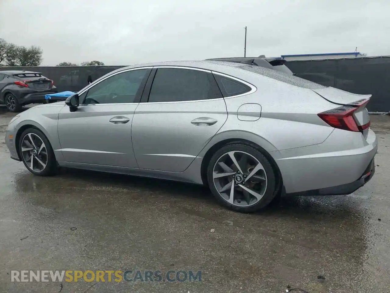 2 Photograph of a damaged car 5NPEJ4J2XMH128572 HYUNDAI SONATA 2021
