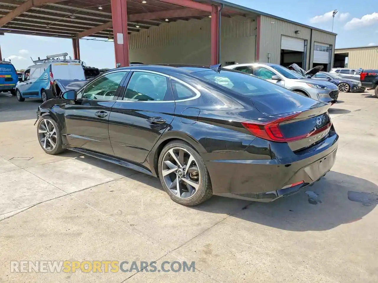 2 Photograph of a damaged car 5NPEJ4J2XMH132878 HYUNDAI SONATA 2021