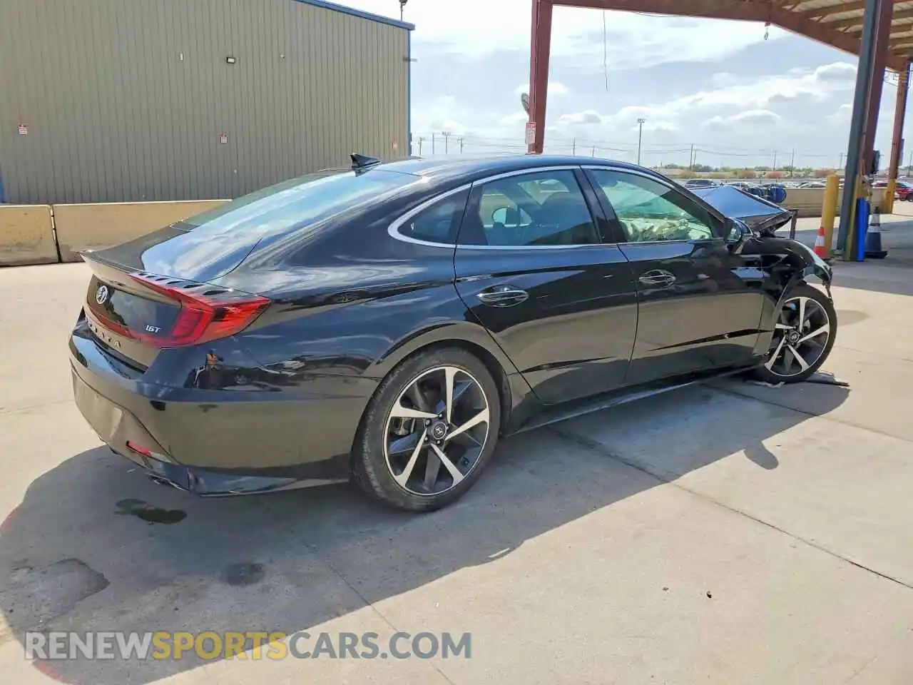3 Photograph of a damaged car 5NPEJ4J2XMH132878 HYUNDAI SONATA 2021