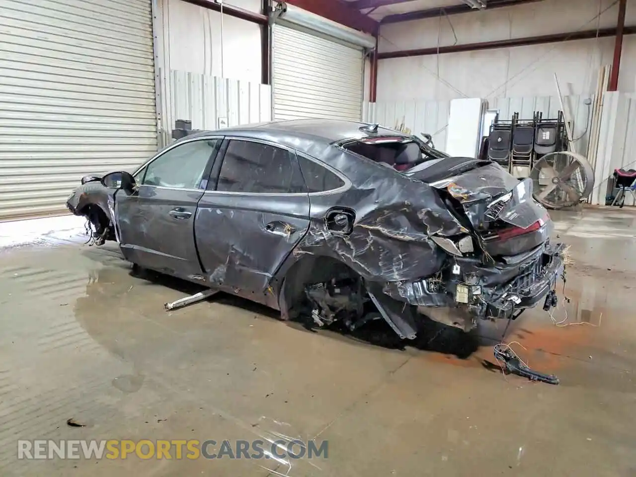 2 Photograph of a damaged car 5NPEK4JC2MH112131 HYUNDAI SONATA 2021