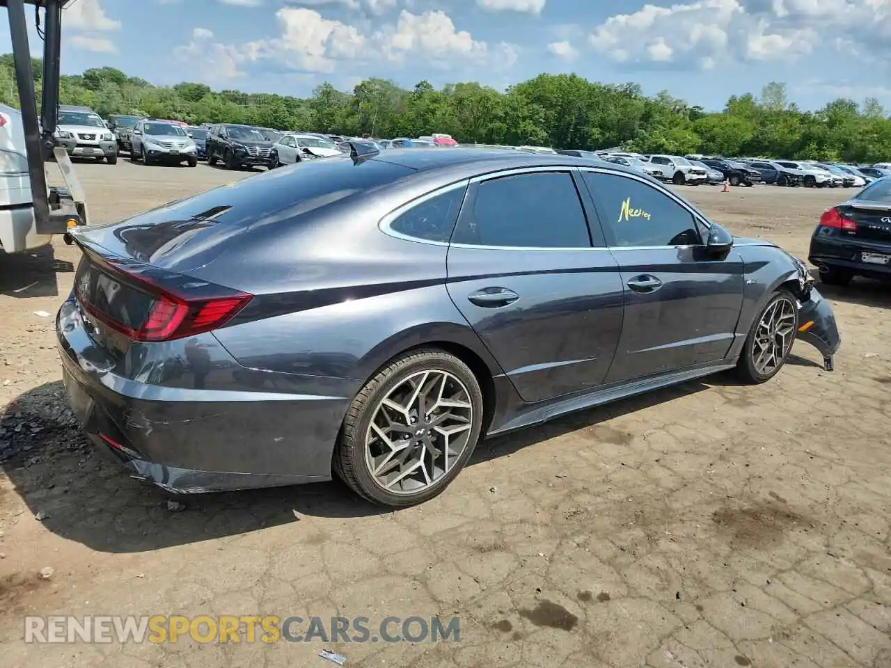 3 Photograph of a damaged car 5NPEK4JC2MH127762 HYUNDAI SONATA 2021