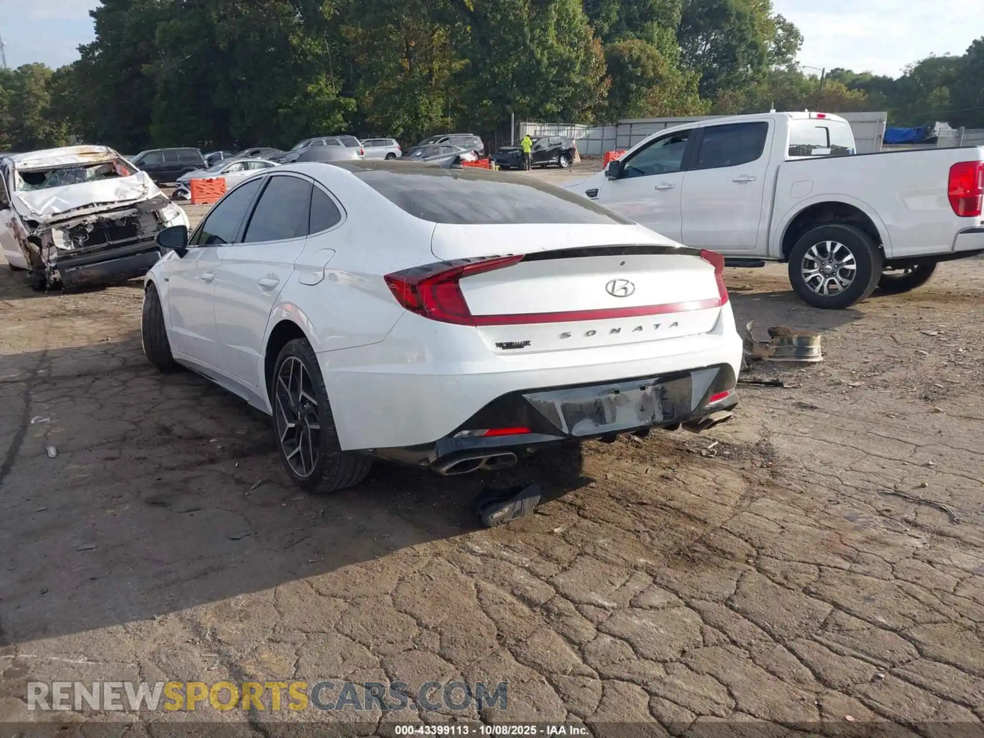 3 Photograph of a damaged car 5NPEK4JC3MH125843 HYUNDAI SONATA 2021