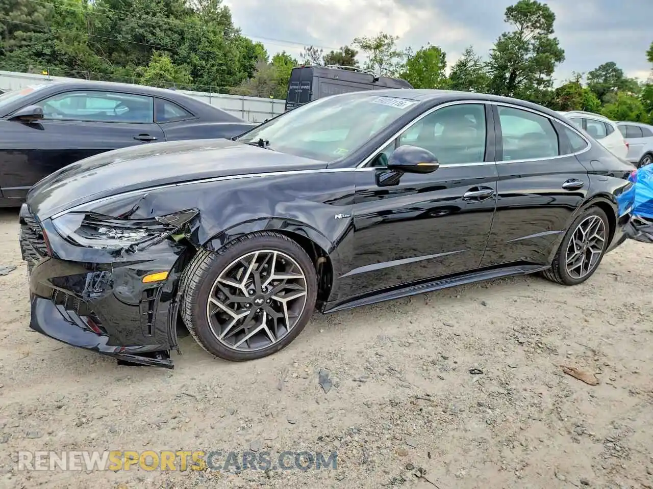 1 Photograph of a damaged car 5NPEK4JC5MH107134 HYUNDAI SONATA 2021
