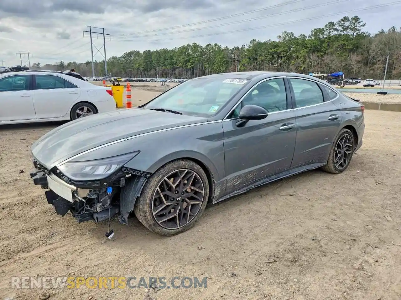 1 Photograph of a damaged car 5NPEK4JC5MH131448 HYUNDAI SONATA 2021