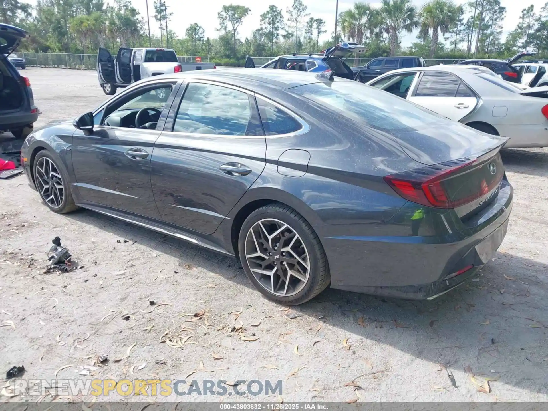 3 Photograph of a damaged car 5NPEK4JC6MH126534 HYUNDAI SONATA 2021