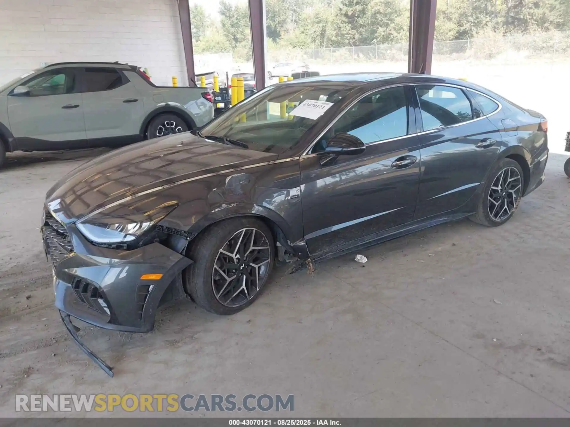 2 Photograph of a damaged car 5NPEK4JCXMH109543 HYUNDAI SONATA 2021