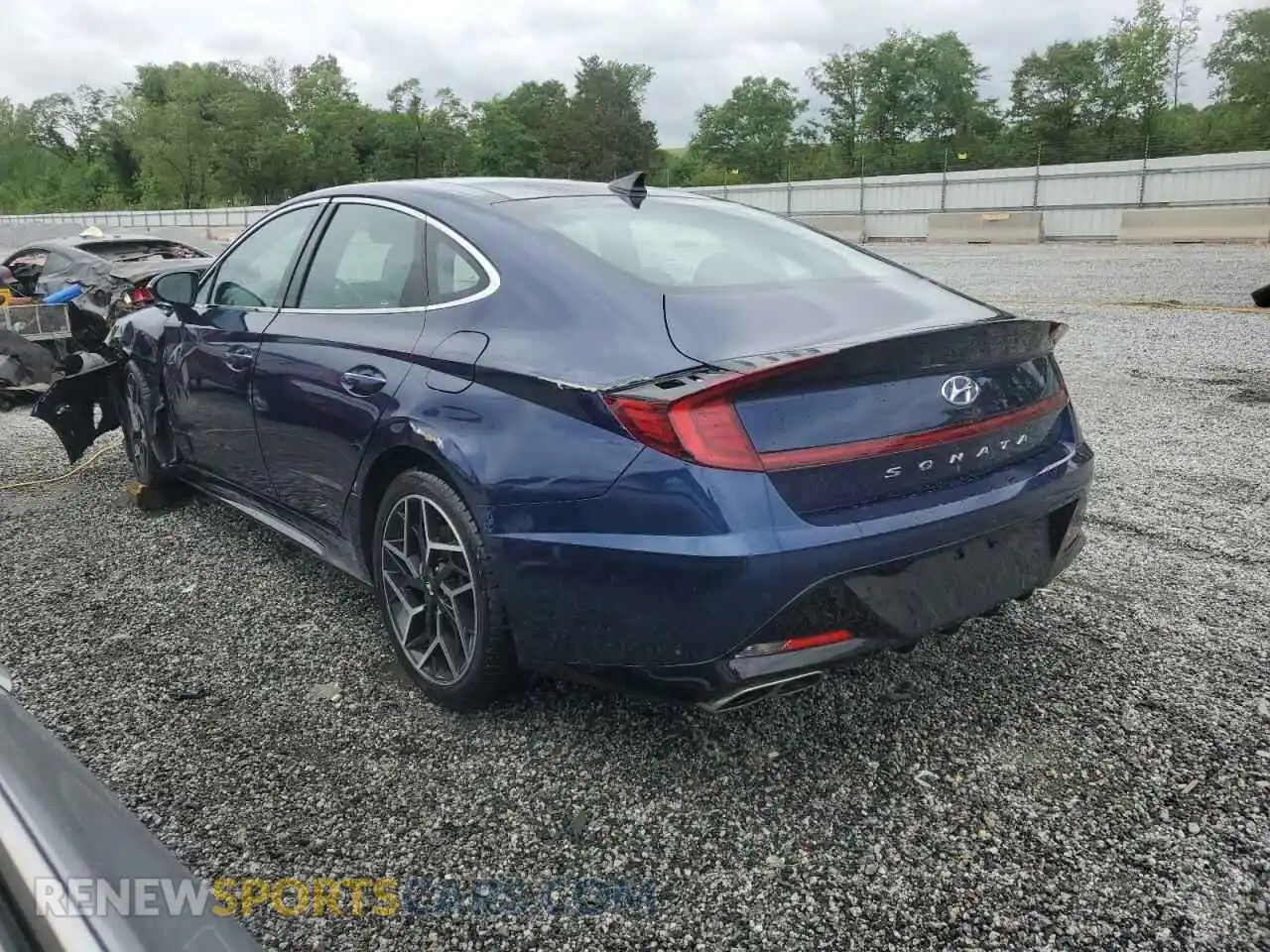 2 Photograph of a damaged car 5NPEK4JCXMH131400 HYUNDAI SONATA 2021