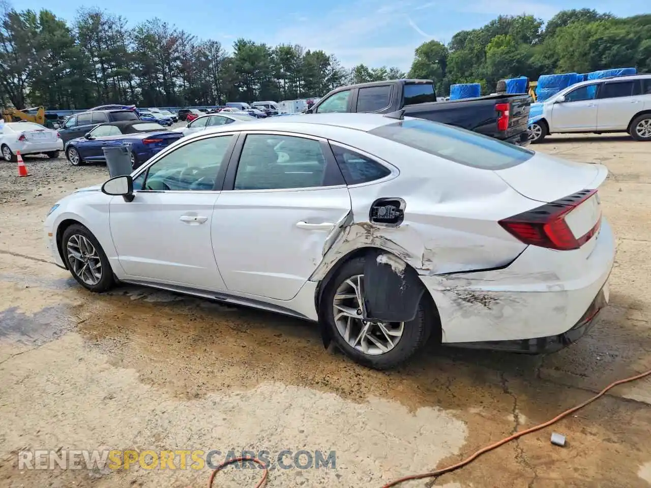 2 Photograph of a damaged car 5NPEL4JA0MH077035 HYUNDAI SONATA 2021