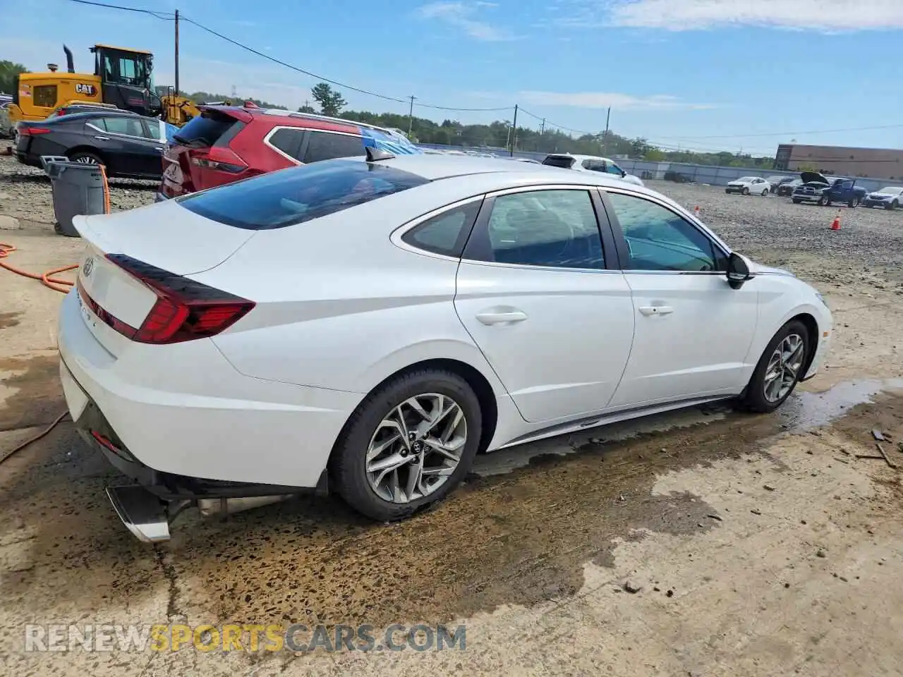 3 Photograph of a damaged car 5NPEL4JA0MH077035 HYUNDAI SONATA 2021