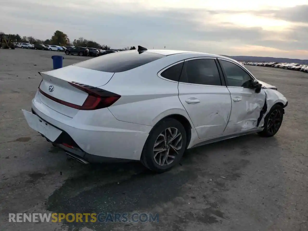 3 Photograph of a damaged car 5NPEL4JA0MH109997 HYUNDAI SONATA 2021