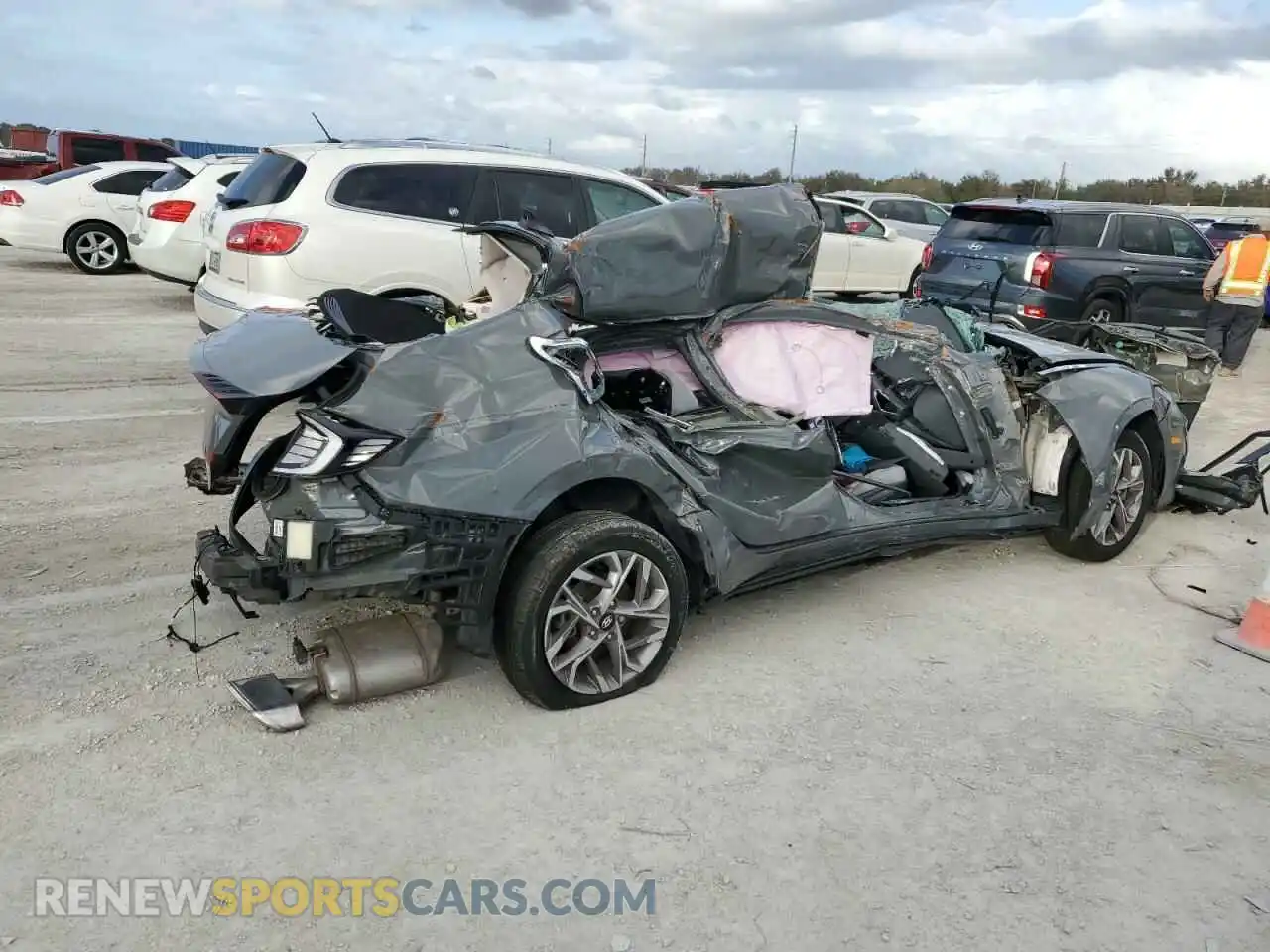 3 Photograph of a damaged car 5NPEL4JA1MH106381 HYUNDAI SONATA 2021