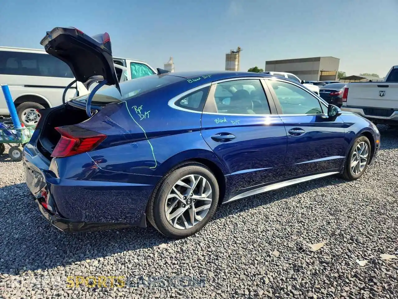 3 Photograph of a damaged car 5NPEL4JA1MH123889 HYUNDAI SONATA 2021