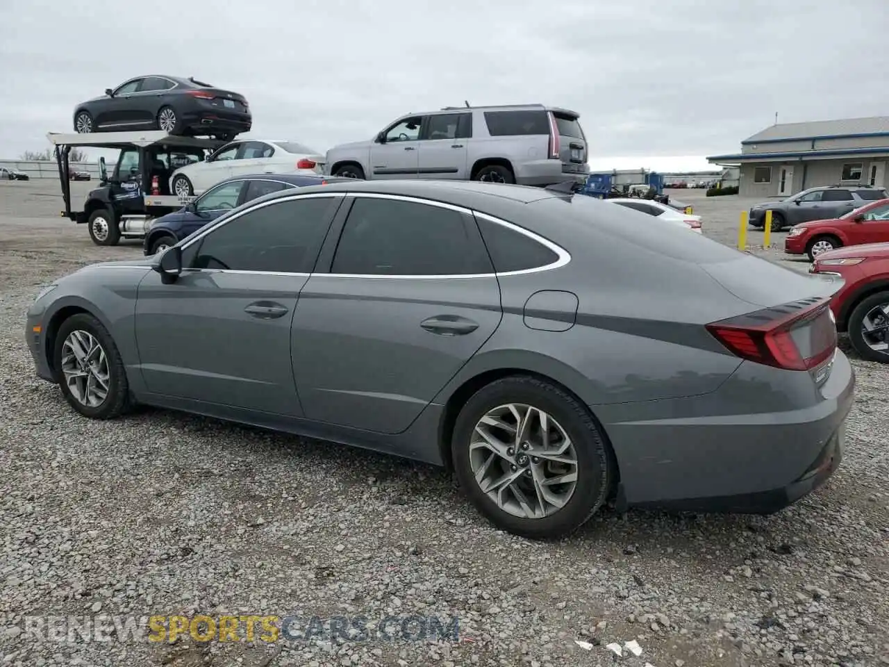2 Photograph of a damaged car 5NPEL4JA2MH069387 HYUNDAI SONATA 2021