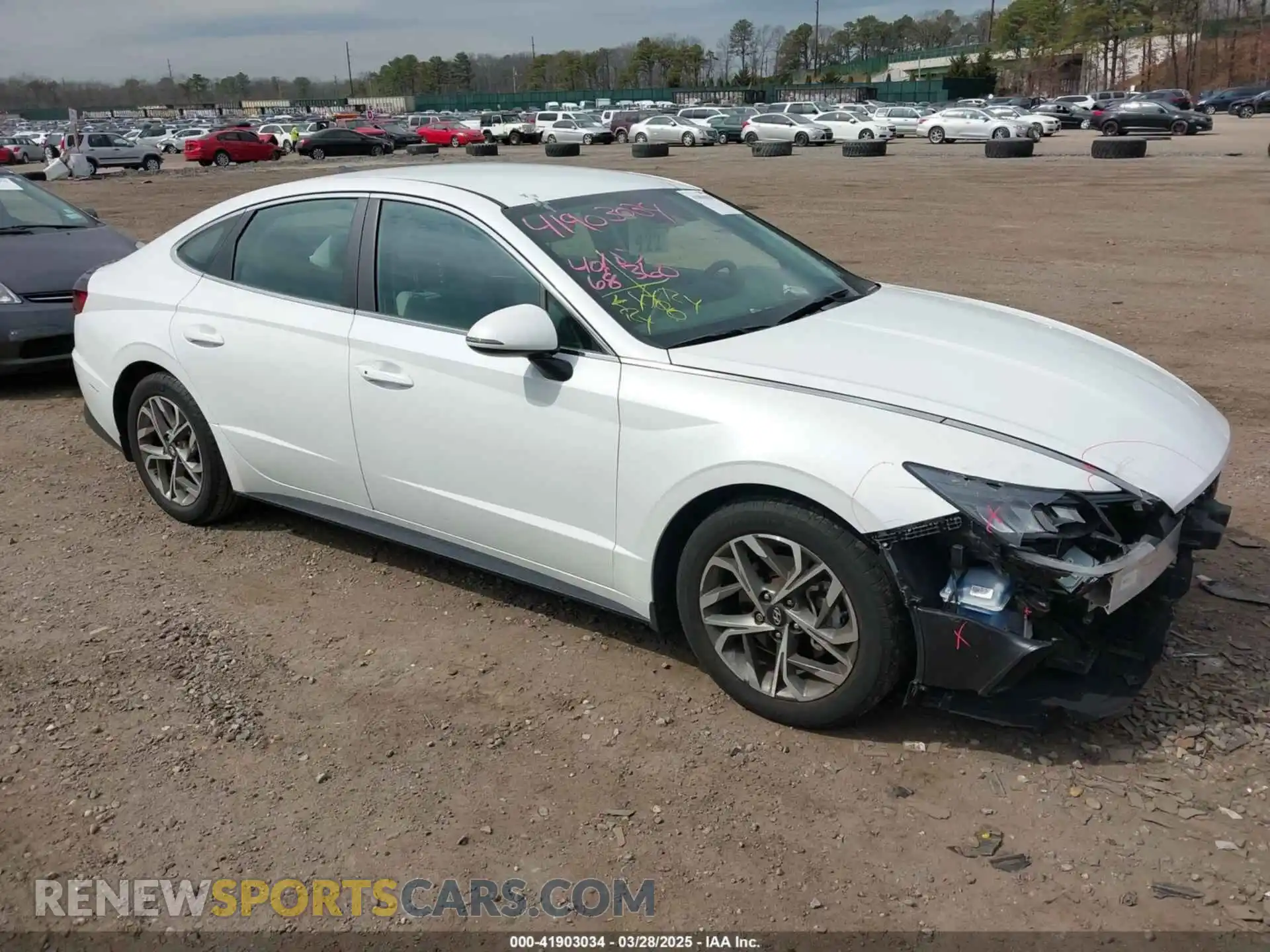 1 Photograph of a damaged car 5NPEL4JA2MH102128 HYUNDAI SONATA 2021