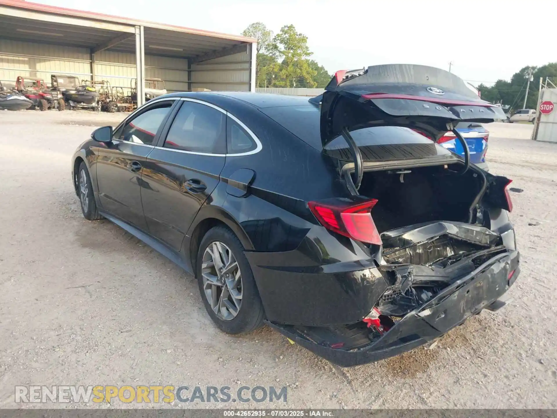 3 Photograph of a damaged car 5NPEL4JA2MH107488 HYUNDAI SONATA 2021