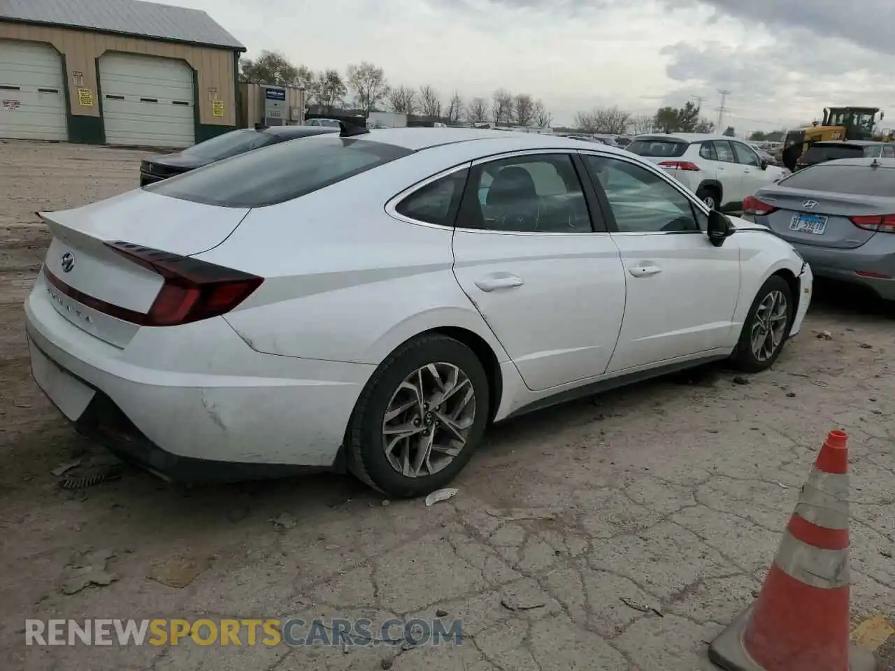 3 Photograph of a damaged car 5NPEL4JA2MH121049 HYUNDAI SONATA 2021