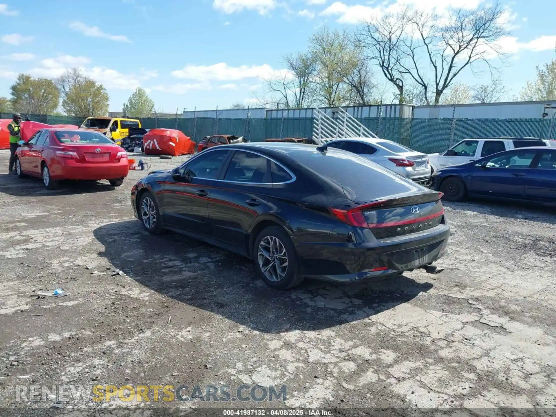 3 Photograph of a damaged car 5NPEL4JA3MH081922 HYUNDAI SONATA 2021