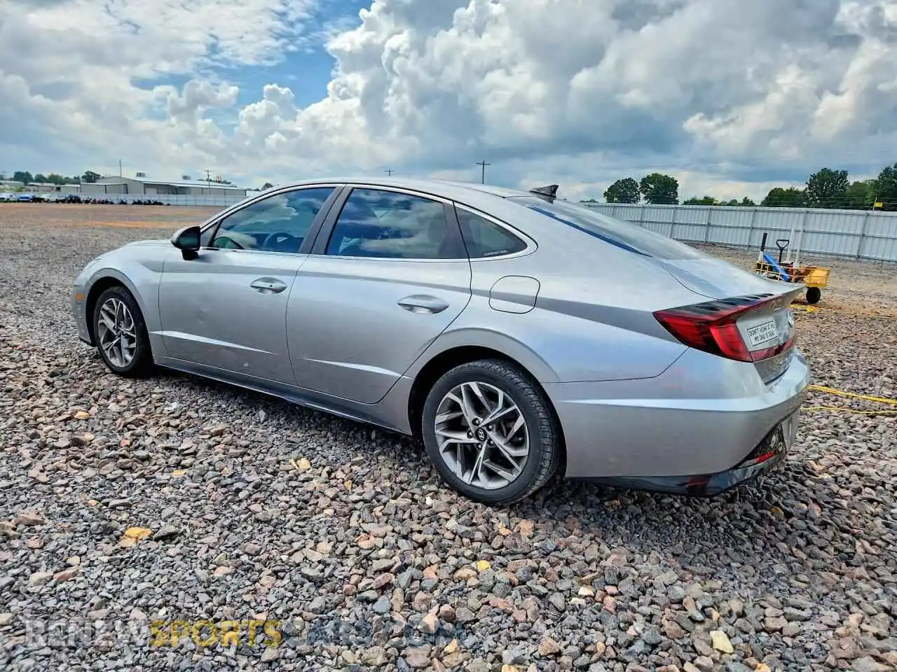 2 fotografías del automóvil dañado 5NPEL4JA3MH101523 HYUNDAI SONATA 2021