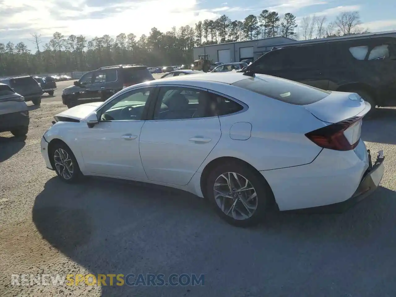 2 Photograph of a damaged car 5NPEL4JA4MH104043 HYUNDAI SONATA 2021