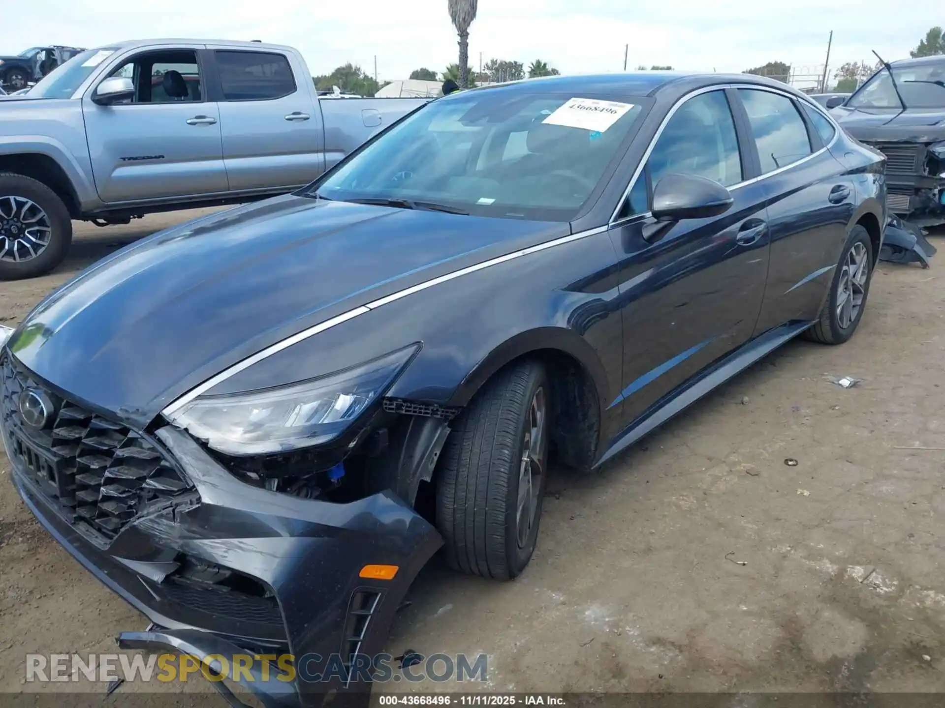 2 Photograph of a damaged car 5NPEL4JA8MH083438 HYUNDAI SONATA 2021