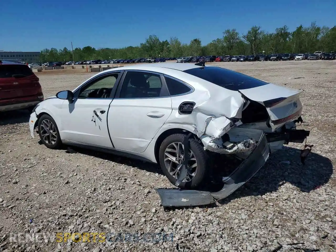 2 Photograph of a damaged car 5NPEL4JA8MH098117 HYUNDAI SONATA 2021