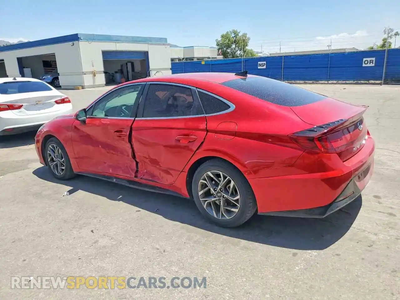 2 Photograph of a damaged car 5NPEL4JA8MH101890 HYUNDAI SONATA 2021