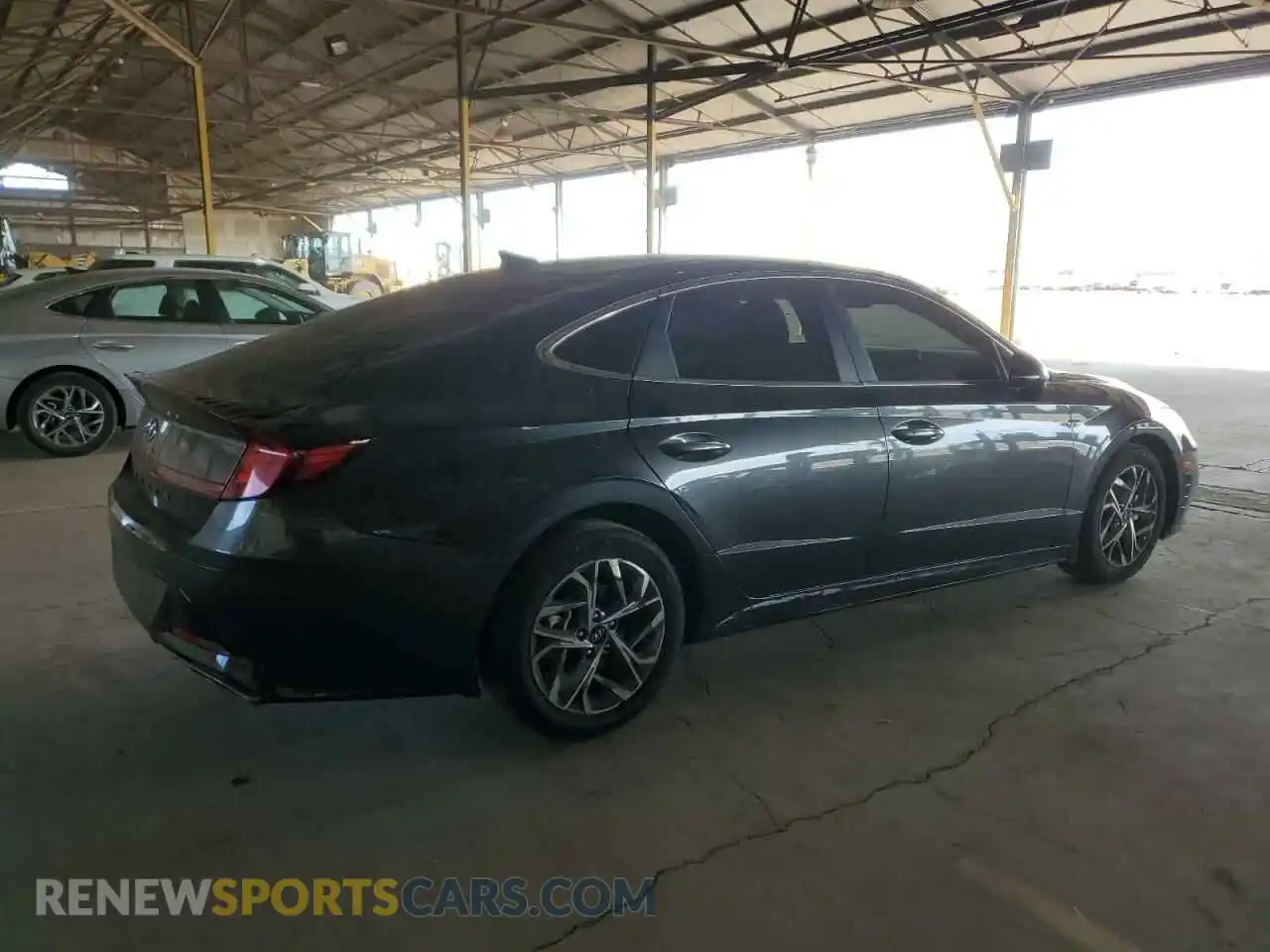 3 Photograph of a damaged car 5NPEL4JA8MH113733 HYUNDAI SONATA 2021