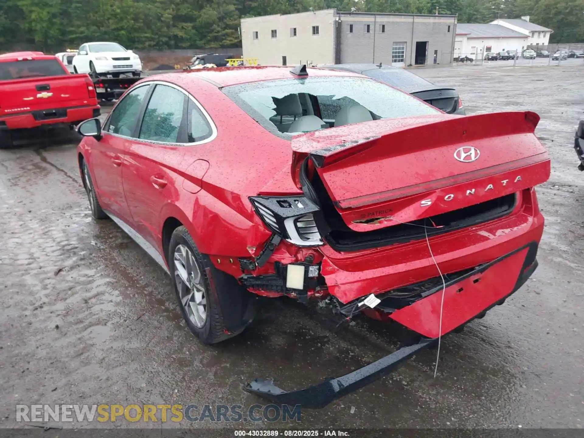3 Photograph of a damaged car 5NPEL4JA9MH064252 HYUNDAI SONATA 2021