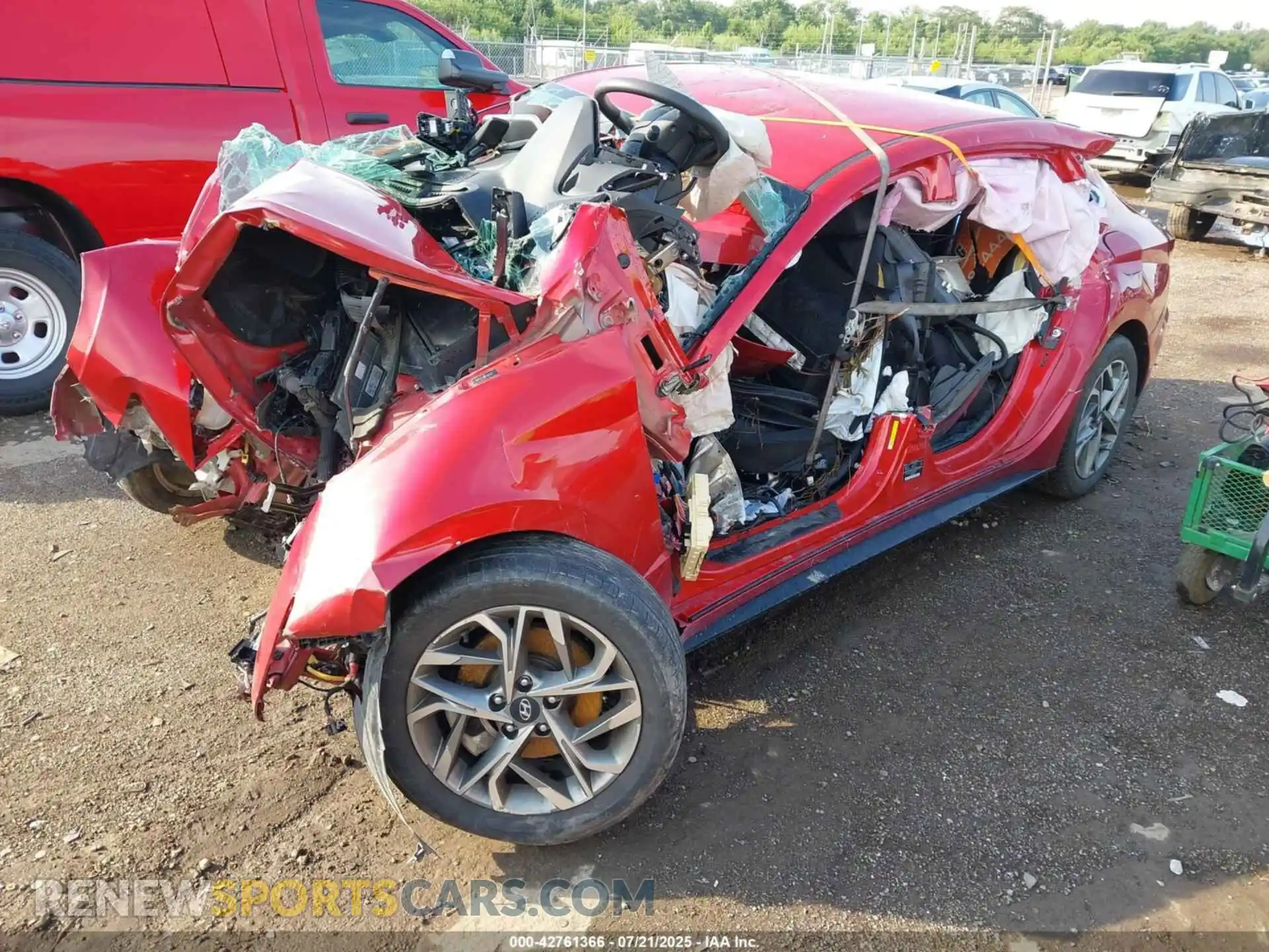 2 Photograph of a damaged car 5NPEL4JA9MH071072 HYUNDAI SONATA 2021