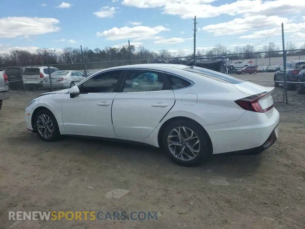 2 Photograph of a damaged car 5NPEL4JA9MH096618 HYUNDAI SONATA 2021