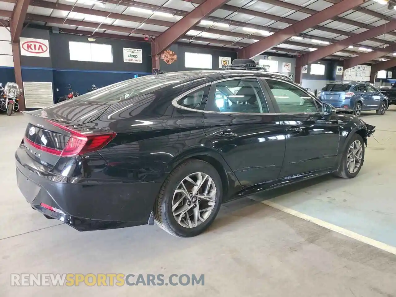 3 Photograph of a damaged car 5NPEL4JAXMH067113 HYUNDAI SONATA 2021