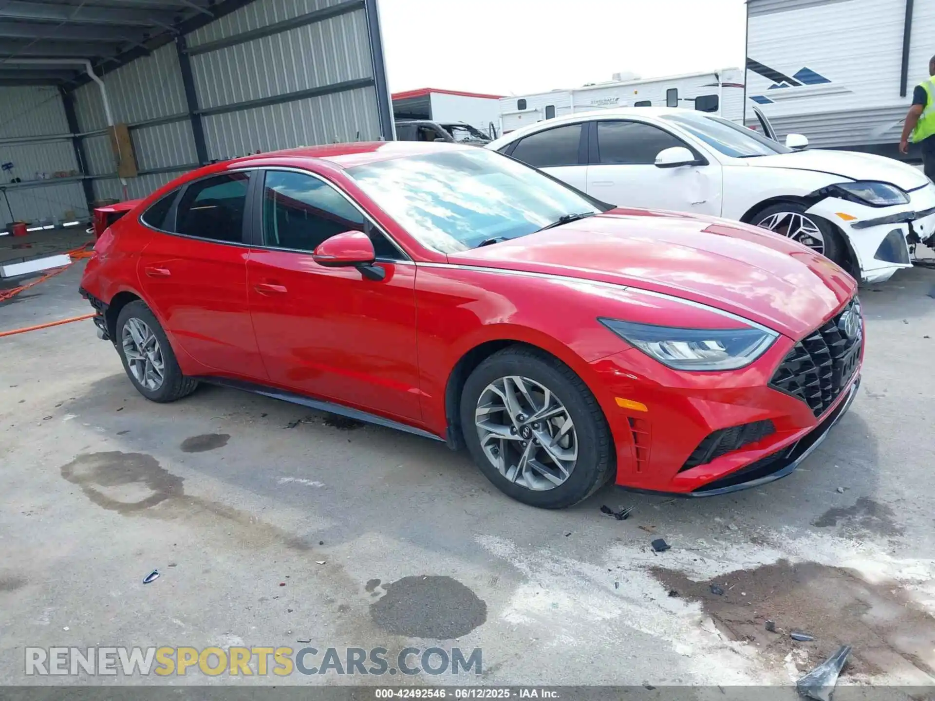 1 Photograph of a damaged car 5NPEL4JAXMH076605 HYUNDAI SONATA 2021