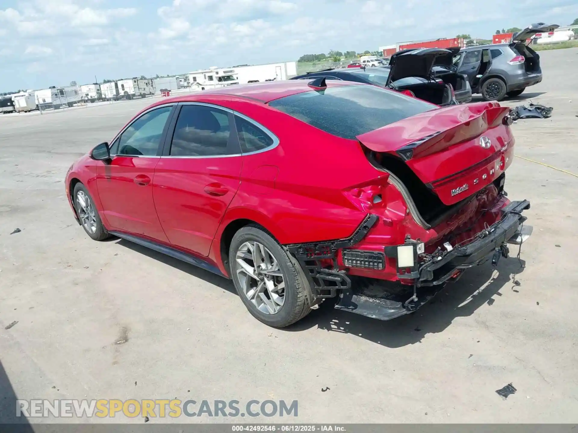3 Photograph of a damaged car 5NPEL4JAXMH076605 HYUNDAI SONATA 2021