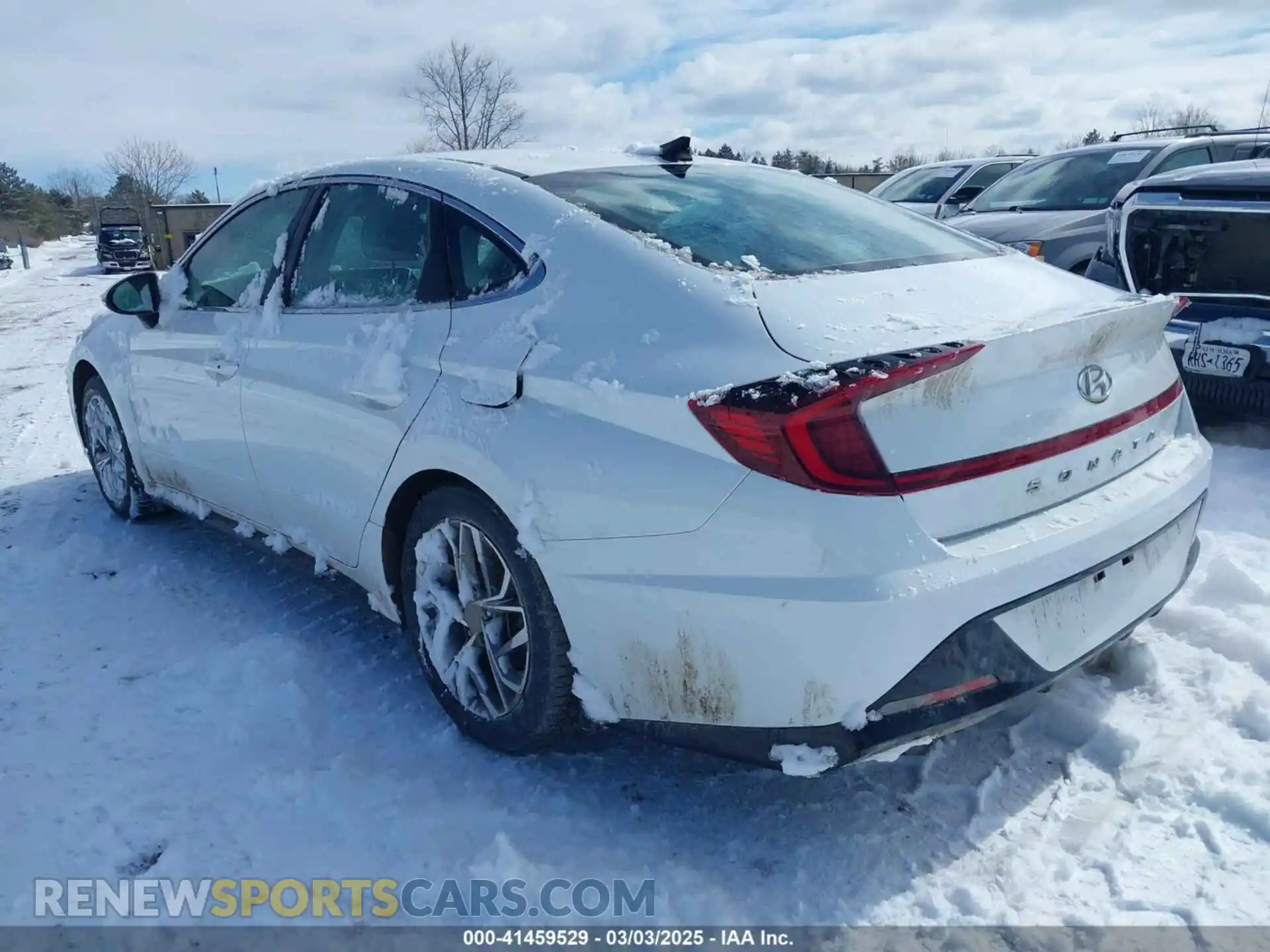 3 Photograph of a damaged car 5NPEL4JAXMH092383 HYUNDAI SONATA 2021