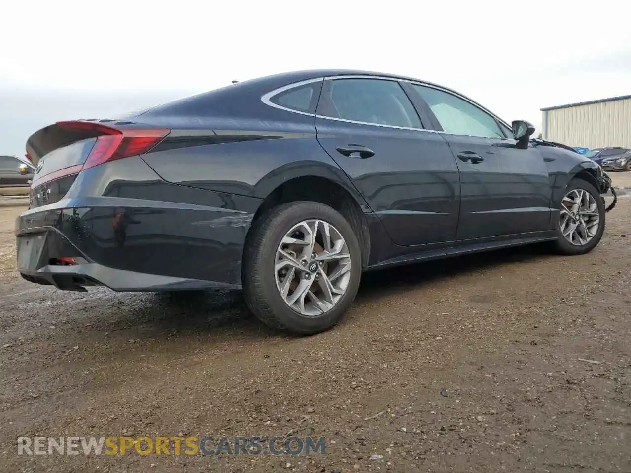 3 Photograph of a damaged car 5NPEL4JAXMH098149 HYUNDAI SONATA 2021