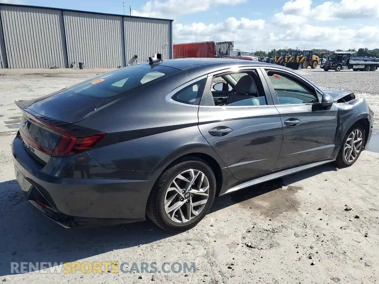 3 Photograph of a damaged car 5NPEL4JAXMH117279 HYUNDAI SONATA 2021