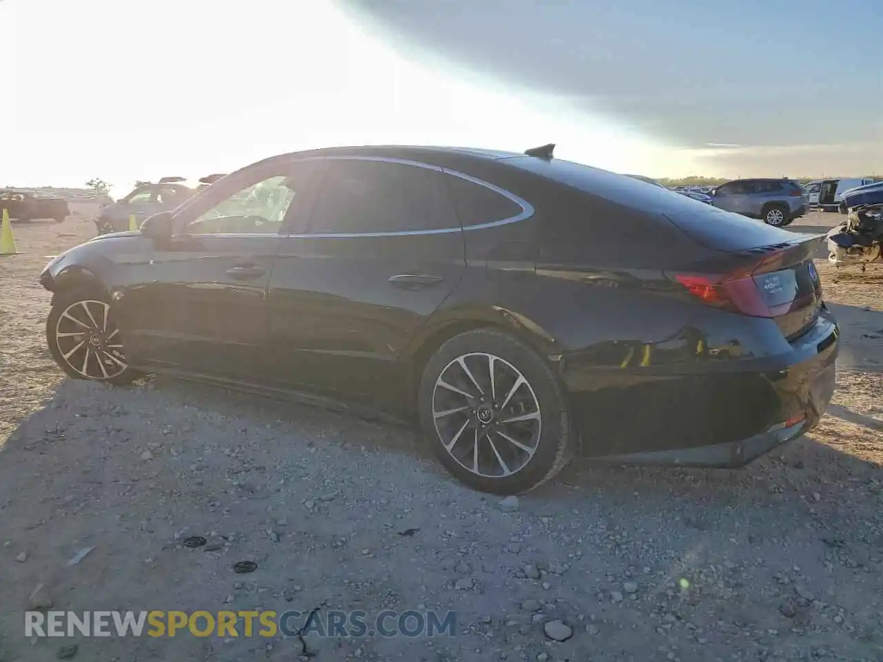 2 Photograph of a damaged car KMHL34J27MA156513 HYUNDAI SONATA 2021