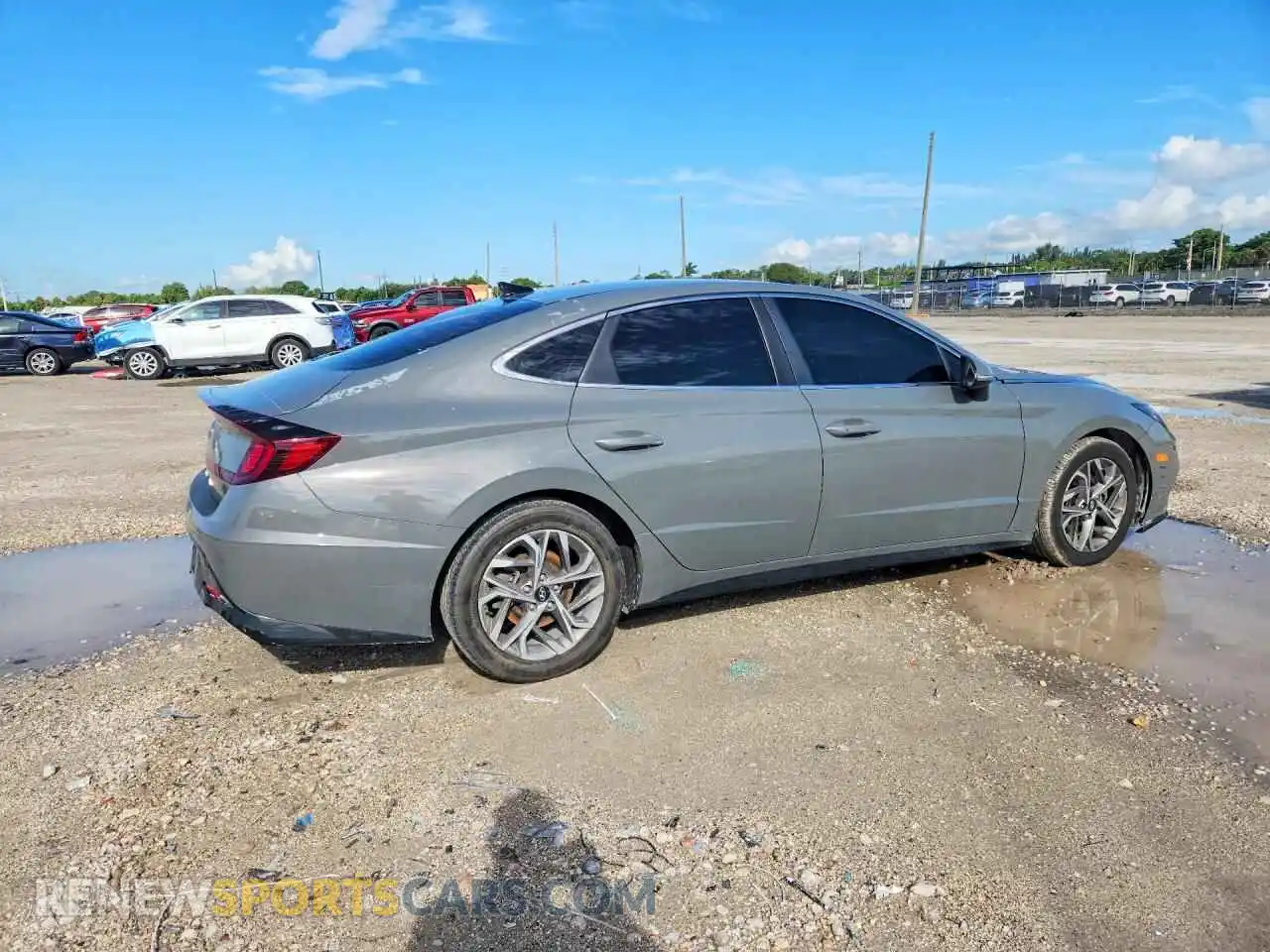 3 Photograph of a damaged car KMHL64JA1MA149846 HYUNDAI SONATA 2021