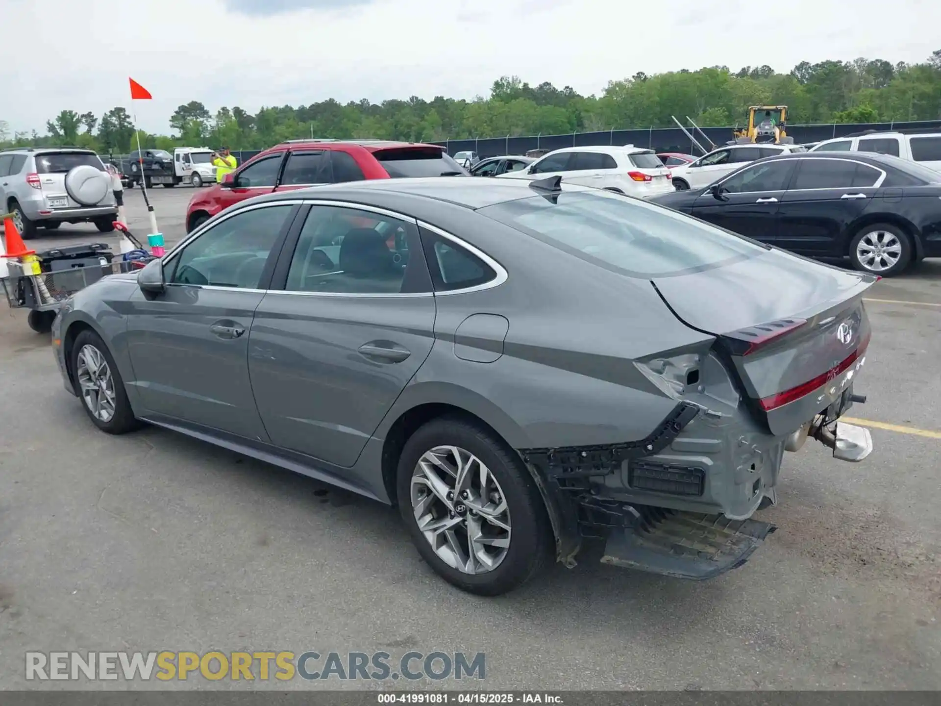 3 Photograph of a damaged car KMHL64JA4MA150733 HYUNDAI SONATA 2021