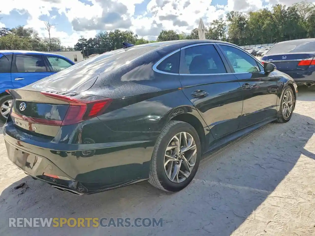 3 Photograph of a damaged car KMHL64JA8MA143140 HYUNDAI SONATA 2021